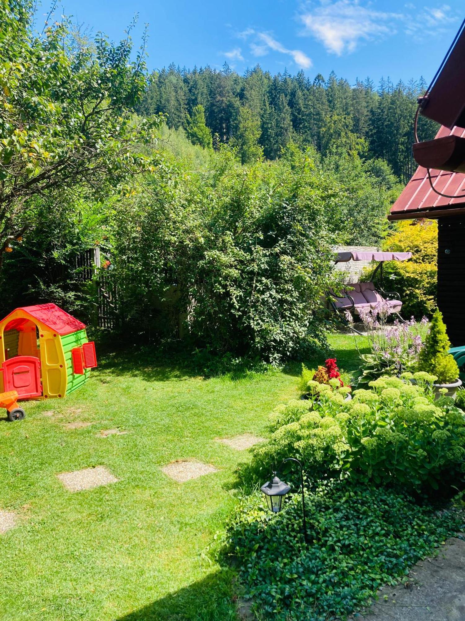 Utulna Chaloupka Na Valassku Valašská Bystřice Exterior foto